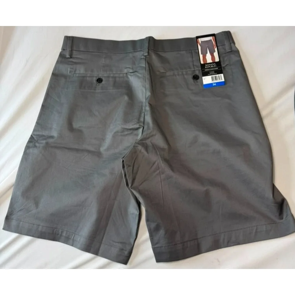New Banana Republic Men’s Stretch Chino Shorts - Gray - Size 36 - 9